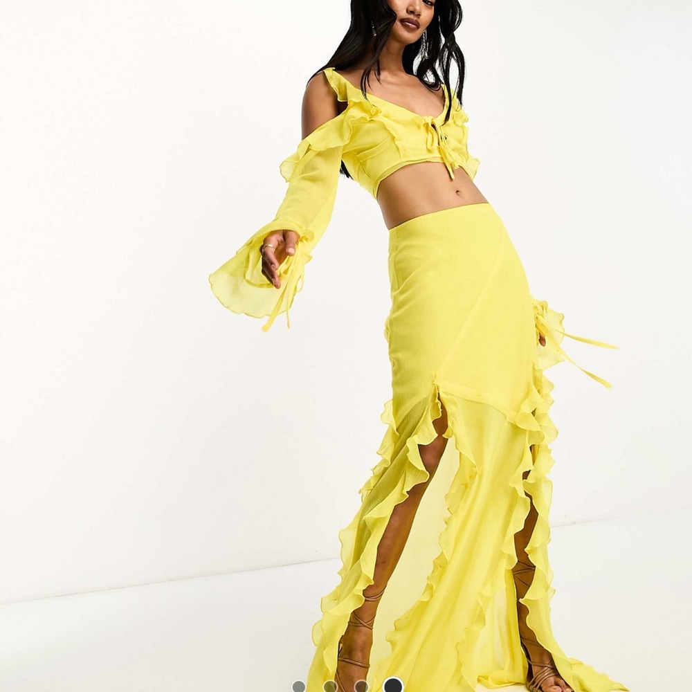 ASOS DESIGN Yellow Maxi Ruffled Skirt Set. Sz 4 in both. Worn once! Gorgeous on